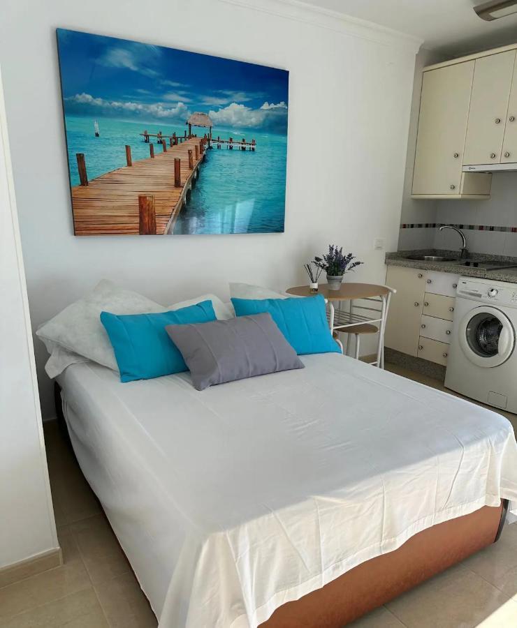 Estudio Turistico En Benalmadena A 200 Mts Del Mar Esterno foto