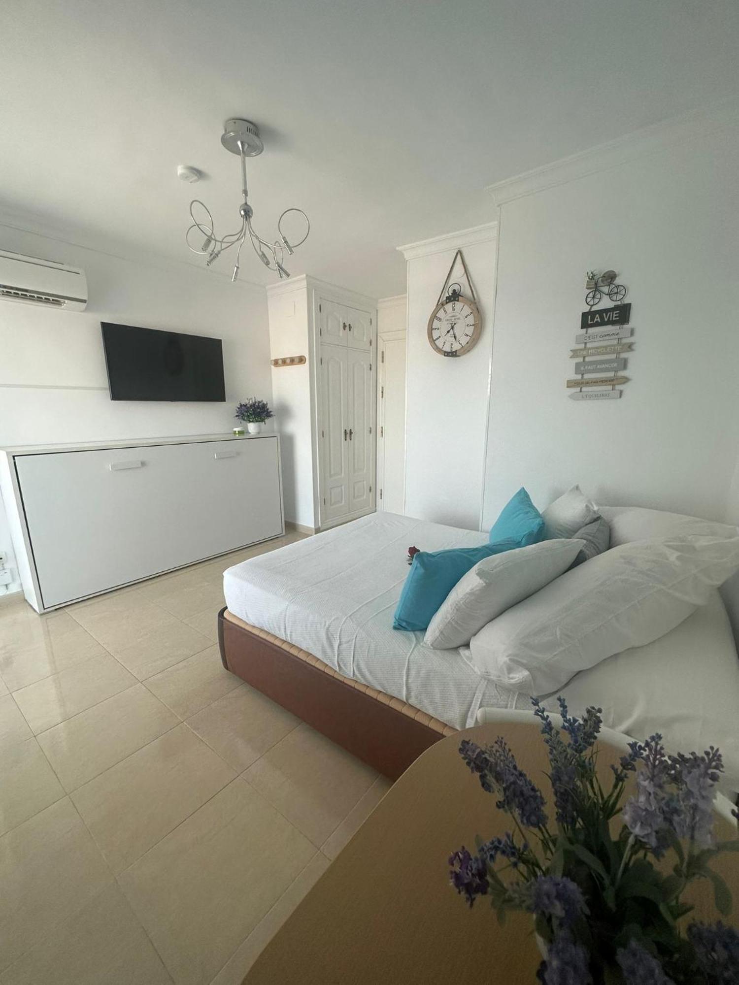 Estudio Turistico En Benalmadena A 200 Mts Del Mar Esterno foto